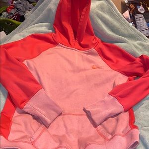 Nike Therma-Fit Hoodie